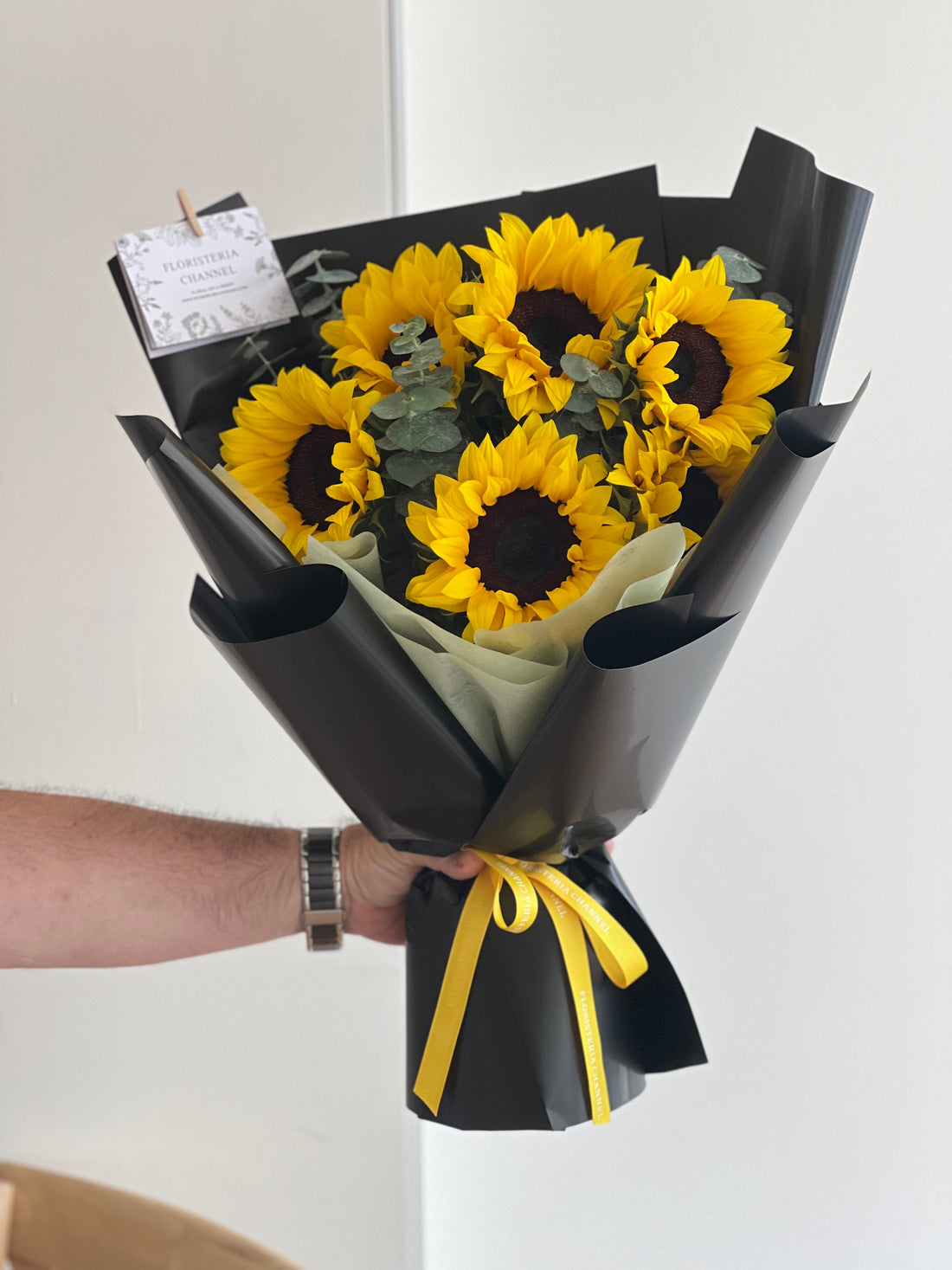 Ramo 6 girasoles con eucalipto